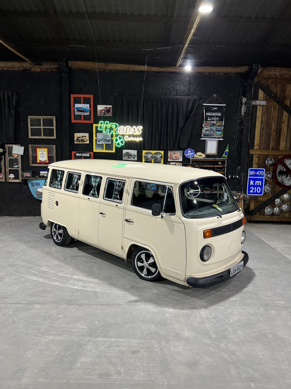 Projeto - Kombi 1995 Bege 1600cc Rodas Fuchs + R$ 700,00