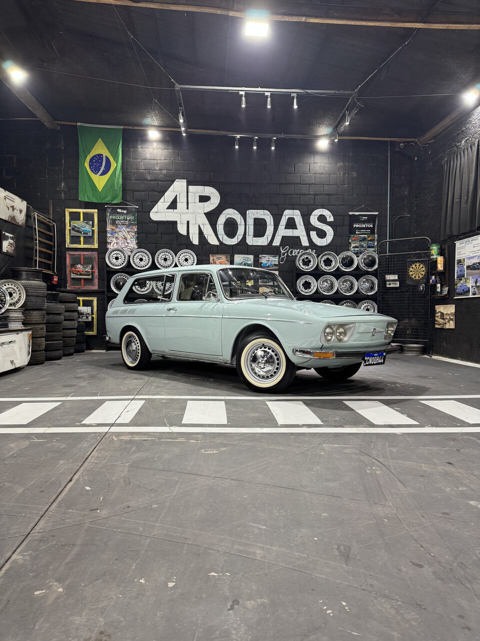 Projeto - VW Variant 1972 - 1600cc dupla carburação - Azul Diamante + R$ 700,00 (Para auxiliar nas despesas de transporte)