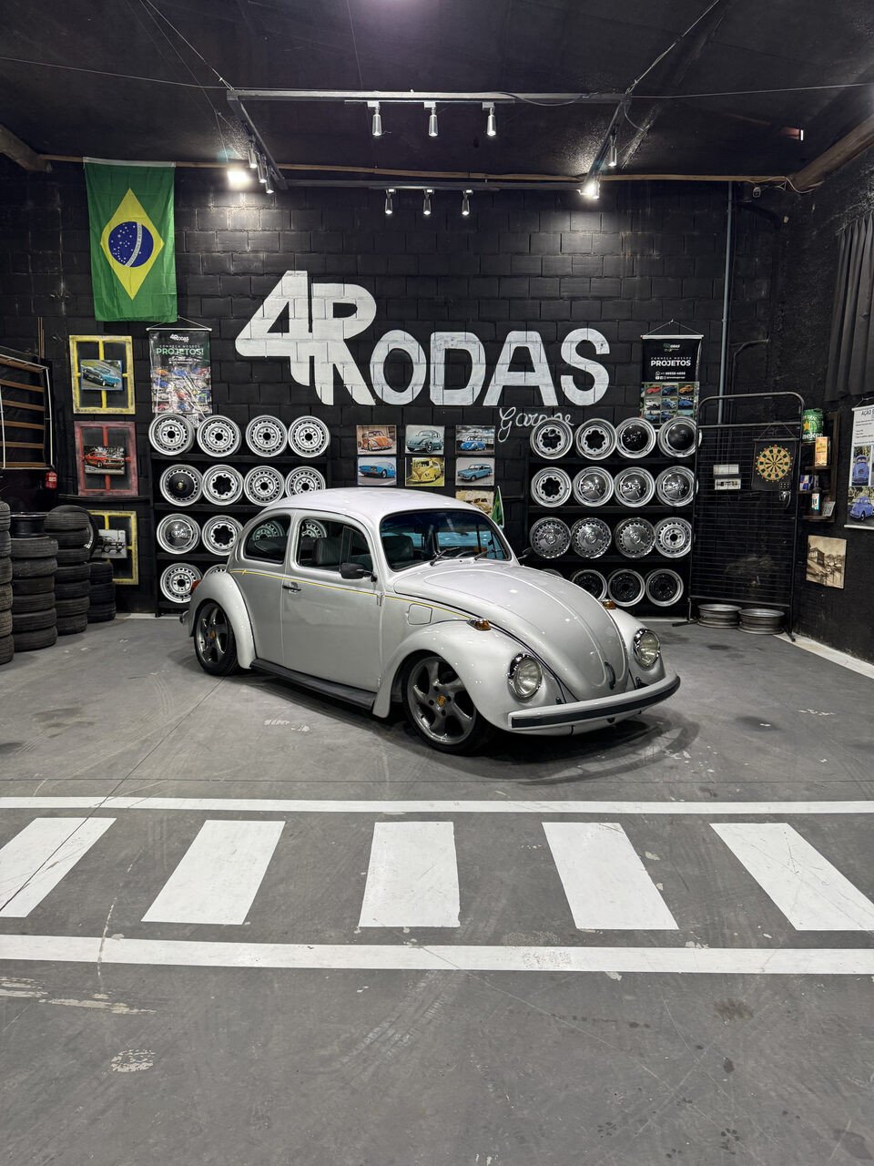 Projeto - VW Fusca Itamar 1994 LUXO - 1600cc dupla Carburação - Prata Lunar + R$ 700,00 (Para auxiliar nas despesas de transporte)