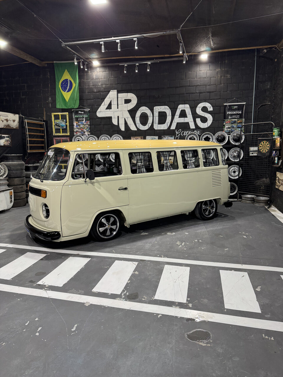 Projeto - Kombi Clipper 1994 - 1600cc - Branco Lótus com teto Amarelo Colonial + R$ 700,00 (Para auxiliar nas despesas de transporte) - miniatura 3