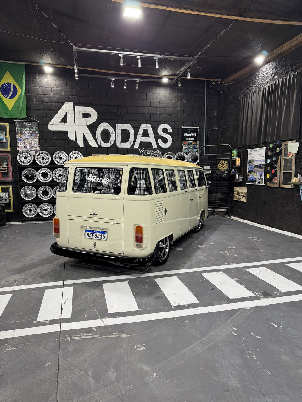Projeto - Kombi Clipper 1994 - 1600cc - Branco Lótus com teto Amarelo Colonial + R$ 700,00 (Para auxiliar nas despesas de transporte) - miniatura 4